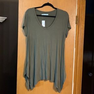 NWT - olive green tunic length shirt